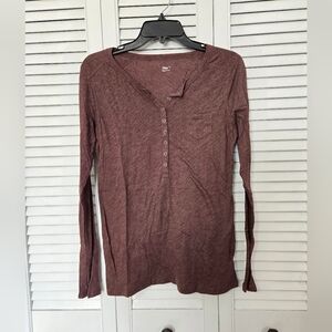 🟢 GAP Women's Long Sleeve Henley in Rich Brown